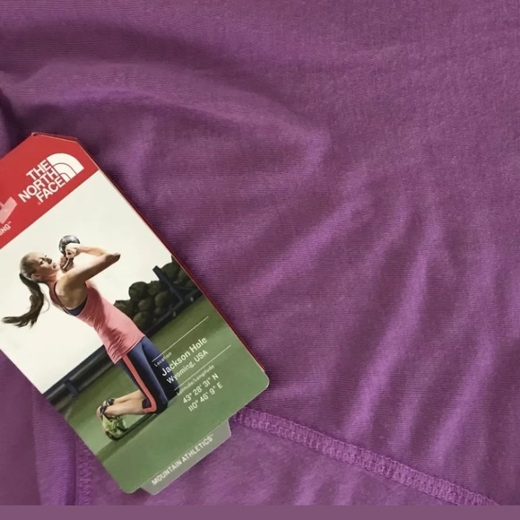 The North Face | Versitas Short Sleeves Tee - Picture 6 of 8